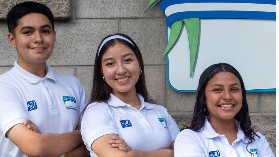 Estudiantes del Programa ¡Supérate!